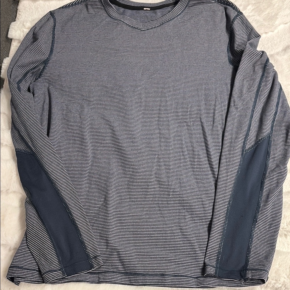 Lululemon Athletica Blue Long Sleeve Tee